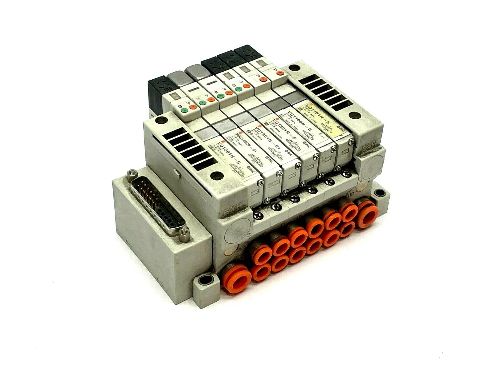 VV5Q11-06N7FU0-S | SMC  Manifold Base w/ Solenoids - For parts or not working