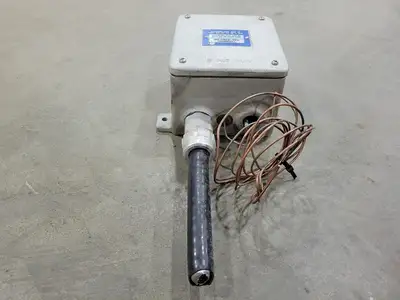 USED THERMON R3C-0120-DP