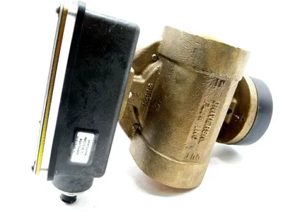 NEW UFM MN-BSF30GM-I6T-32V1.0-A3WR-PC4M-Z86 FLOW MONITOR MNBSF30GMI6T32V10A3WRPC