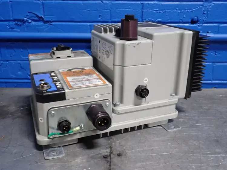 Used ALLENBRADLEY 284GFVD7P6D25RRGCBGDBIEMI AC Drive Control Module Ohio US | HGR 24 #895337