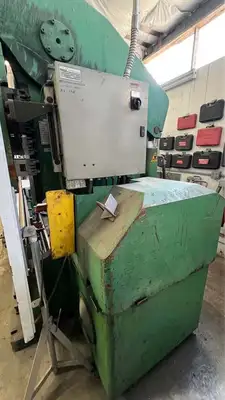 1996 ACCURPRESS 725012 250 TON HYD PRESS BRAKE Press Brakes-Hydraulic Power | Asset Exchange Corporation (4)