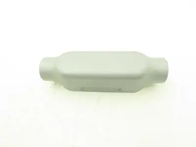 Appleton Electric C125-M Condulet 1-1/4" Mall Iron Type C Unilet Lot of 7