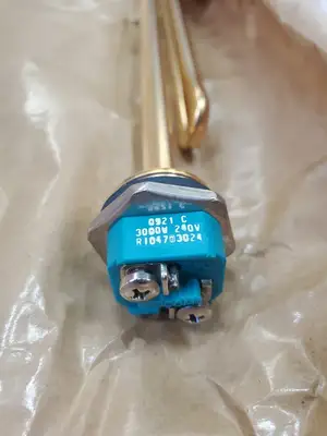USED APCOM R104703024