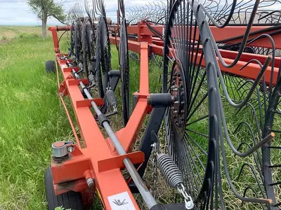 USED 2013 H & S BF1660