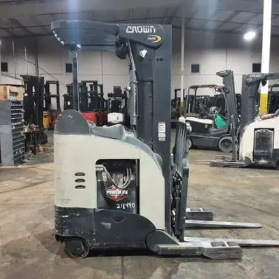 USED 2016 CROWN RR5725-45