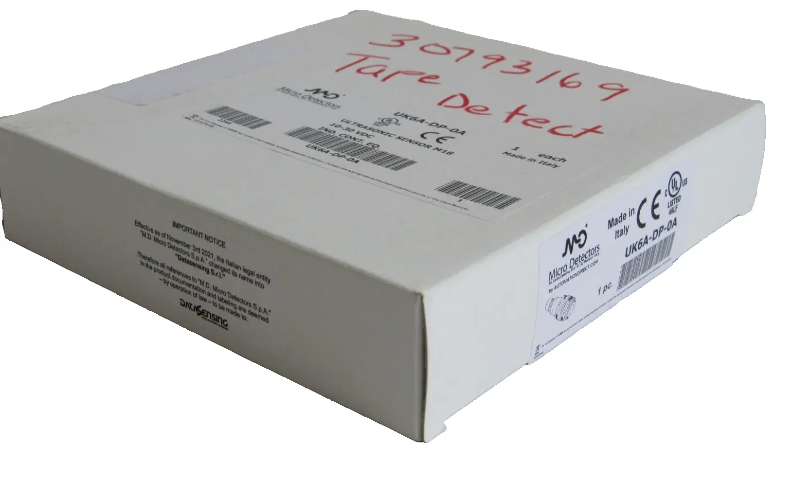 NEW SEALED MICRO DETECTORS UK6A-DP-0A SENSOR 10-30 VDC UK6ADP0A