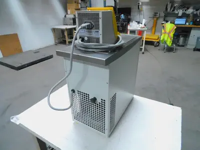 Used LAUDA 8 Miscellaneous Laboratory Equipment Texas US | Aucto #1306975