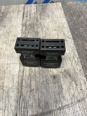 Schmersal AZ16-02ZVRK-M16 Electrical/PLC/Automation | ESS Industrial Equipment Sales (6)