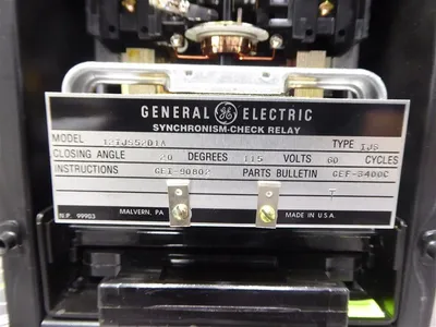 General Electric 12IJS52D1A Synchronism Check Relay 20° 115V Used