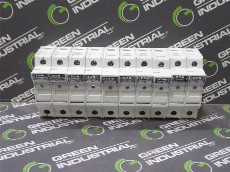 Lot of 10 Eaton CHCC Bussmann Series CC 600V 30A Fuse Holders Used