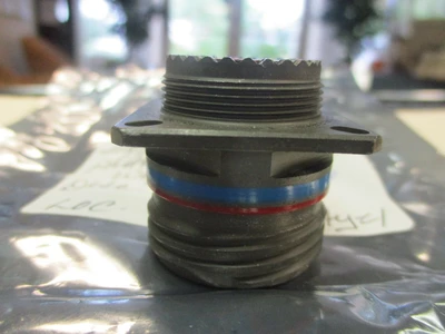 NEW Amphenol JD38999/20WE26AN