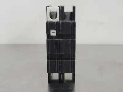 USED SQUARE D QOU215