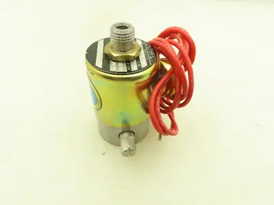 Honeywell Skinner V5L55820 Solenoid Valve 3-Way NC 120V 100 PSI 1/4" NPT