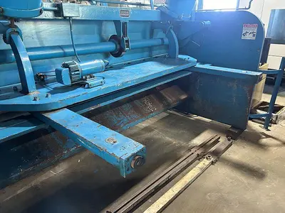 3/8" x 10' CINCINNATI MODEL 2510 POWER SQUARING SHEAR