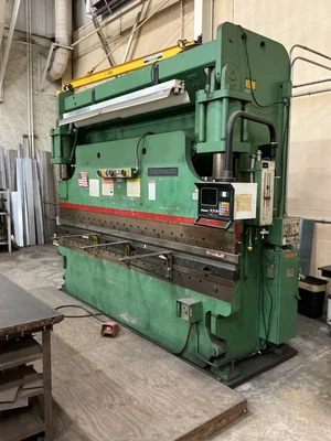 Used CINCINNATI 175CBx10ft. Press Brakes | Equipment Recovery Corp. #1330950