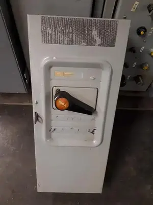 600V Electrical Disconnects & Switches