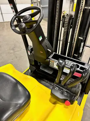 Used 2021 Yale ERP040VTN36TE094 3-Wheel Sit down Electric Counterbalance Forklifts New York US | United Lift #1566112