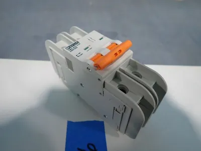 NEW PHOENIX CONTACT TMC82C03A