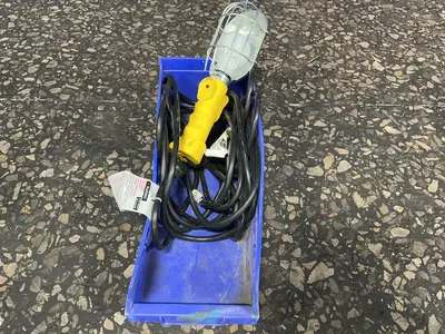 Used COMMERCIAL ELECTRIC 425A Light Source Equipment Ohio US | HGR 24 #1305272
