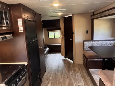 Used 2018 CHEROKEE GREY WOLF 27DBS Campers, Caravans, Motorhomes Michigan US | Miedema Asset Management Group #1437137