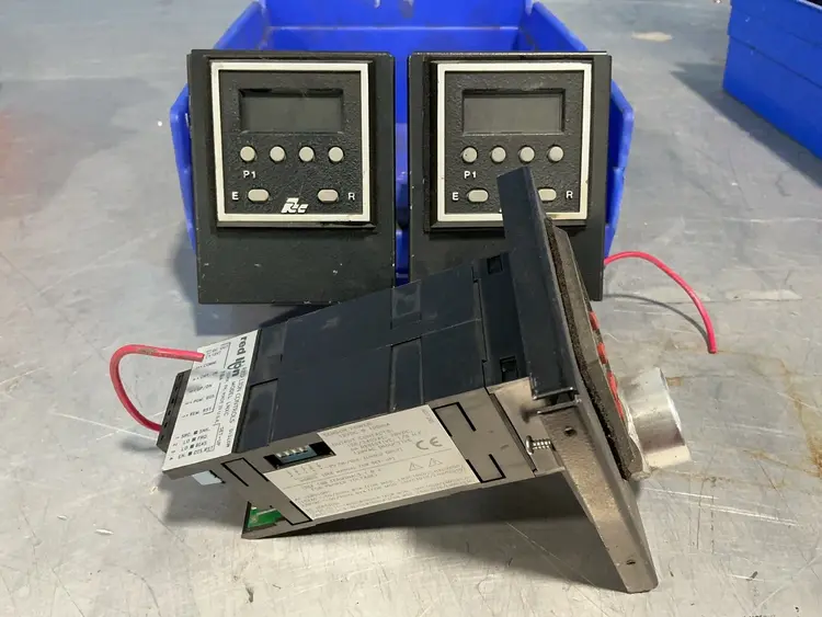 Used RED LION CONTROLS LNXC1000 Counters/Timers Ohio US | HGR 24 #1485317