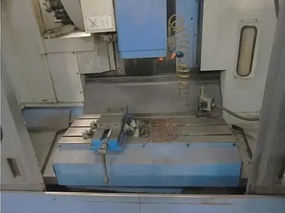USED 2000 MAZAK V414/32