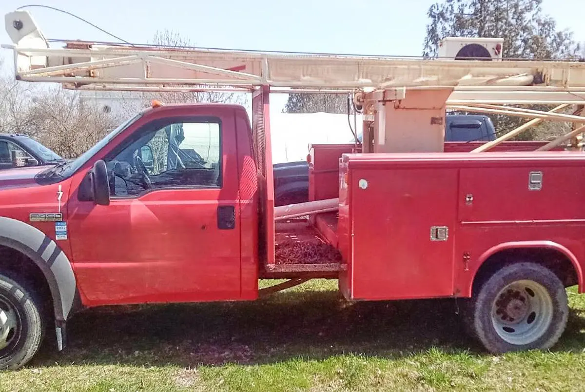 Used 1997 SMEAL 5T PUMP HOIST WITH SAND LINE Service & Utility Trucks California US | East West Machinery & Drilling #1417852