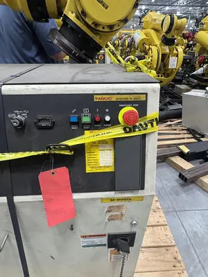 Used 2013 FANUC M900IA/400L Robots Michigan US | Aucto #1306810