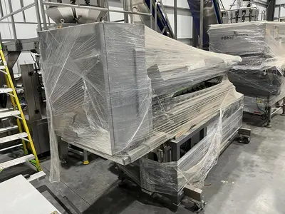 A&B 10-Lane Clamshell Filler