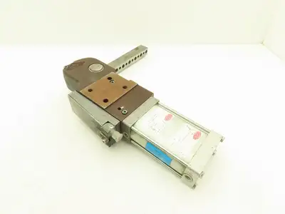 Destaco 82G6N-631E403-02390A Pneumatic Power Clamp 7/8" Square Drive 10" Arm