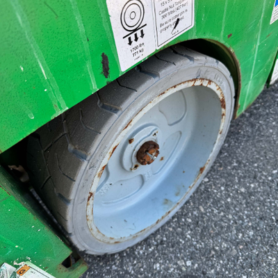 USED 2014 Genie GS-3232