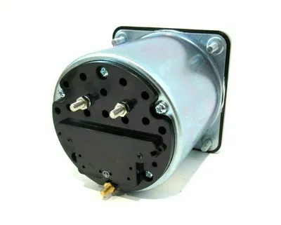 NEW YOKOGAWA M01V-00-103021 VOLTMETER M01V00103021