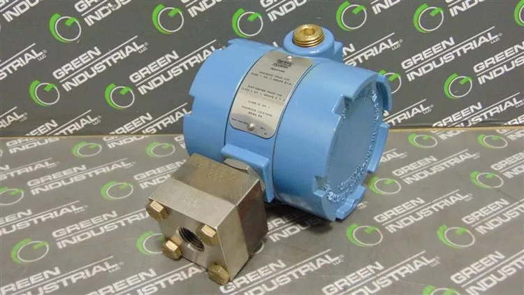Used EMCO _UNKNOWN_ Pressure Transmitters | Green Industrial #682934