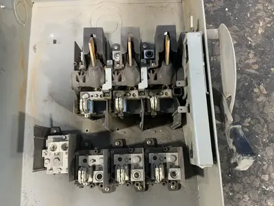 Used SQUARE D D324N Disconnects Ohio US | HGR 24 #1301721