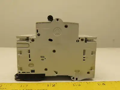 General Electric EP103ULC04  3Pole 277/480VAC Circuit Breaker DIN Rail Mount
