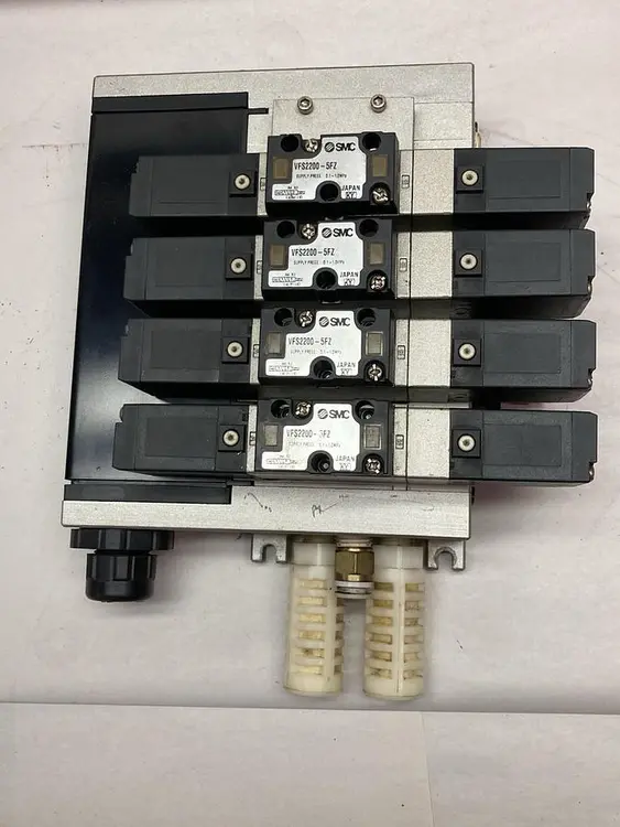 Used SMC VFS2200-5FZ Solenoid Valves Ohio US | Surplus Asset Holdings #1365875