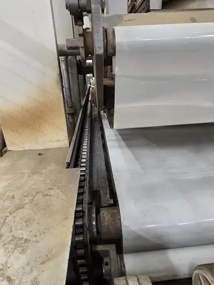 WEMHONER 5’ x 10’ SINGLE-OPENING SHORT-CYCLE FEED-THROUGH HOT PRESS WITH AUTOMATIC MATERIAL MEASURING/PRESSURE SYSTEM
