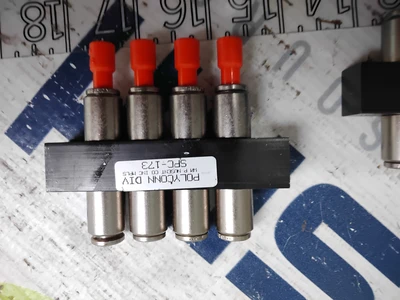 USED POLYCONN SPC-173