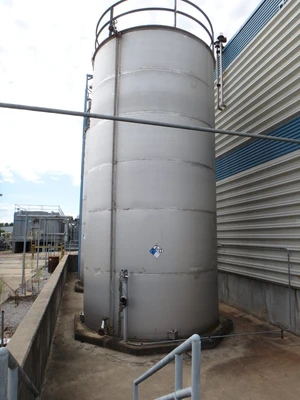 20,000 Gallon 304 Stainless Vertical Tanks
