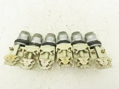 Square D 9001-KM1 Pushbutton Switch Green Series H 30mm Guarded Lot of 6