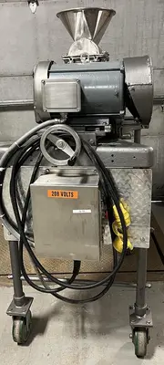 Used Fitzpatrick Size Reduction Fitzmill For Non-Free Flowing Product, Model DAS06