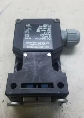 USED SCHMERSAL AZ 16-12ZVRK-M16