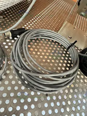 Used MINEBEA INTEC CAPS1U-20CC-LU STAINLESS STEEL SCALE 10X10 W/ MIS2UR-V2, 30 LBS CAPS1U-20CC-LU STAINLESS STEEL SCALE 10X10 W/ MIS2UR-V2, 30 LBS Scales California US | Equipment Lab #1394835