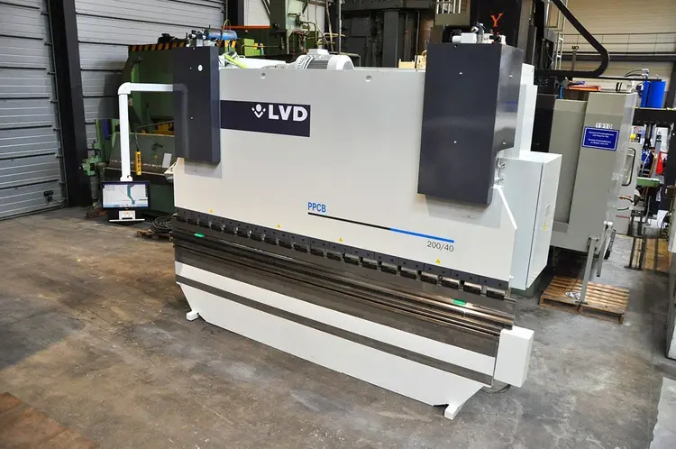 Used LVD PPCB 200 TON X 4100 MM CNC Press Brakes | Apt International N.V #372966