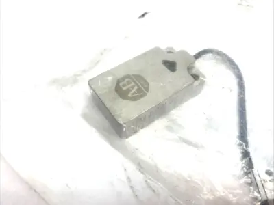 New | in-Stock Allen-Bradley Ser. A Miniature Rectangular Inductive Sensor Proximity Sensors Michigan US | Maverick Industrial Sales #1411537