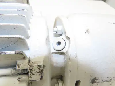 Sew Eurodrive R40DT80N4 AC Gearmotor 3.98:1 Reducer 1HP 427RPM 230/460V 3Ph