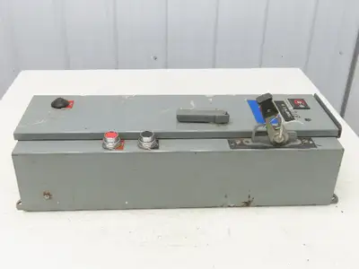 Cutler Hammer A30CDA0 Combination Motor Starter 10Hp 480V 3Ph Size 1 Fused