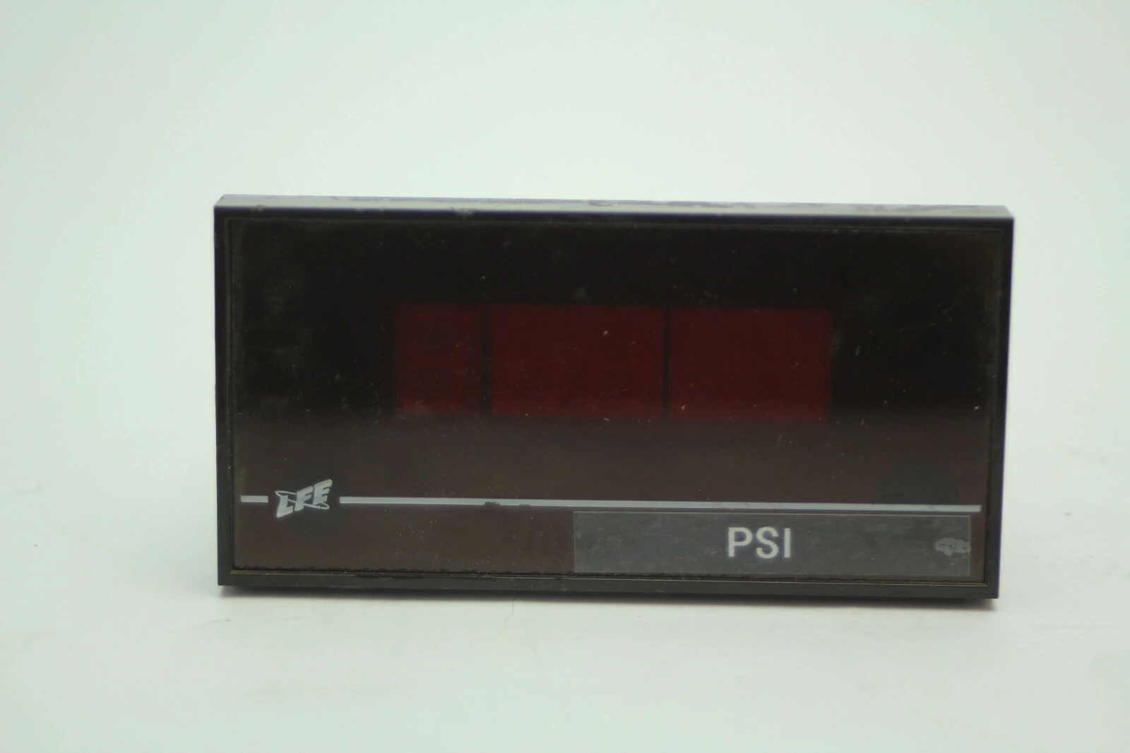 Used LFE Corp Model 50 Universal Pressure Meters California US | Davliegogo LLC #1706227