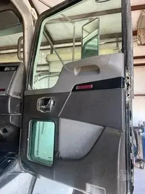 2014 KENWORTH T800 Industrial Vacuum Trucks | Crossford Machinery Group (2)