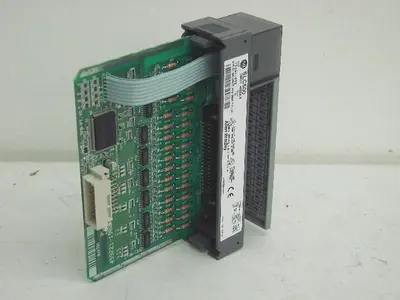 USED ALLEN BRADLEY 1746-IB32 SER D